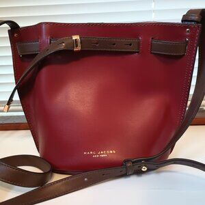 Marc Jacobs bucket crossbody bag